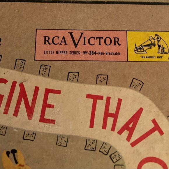 The Little Engine That Could Little Nipper Series Story Book and 2 Vinyl Album - Picture 2 of 6